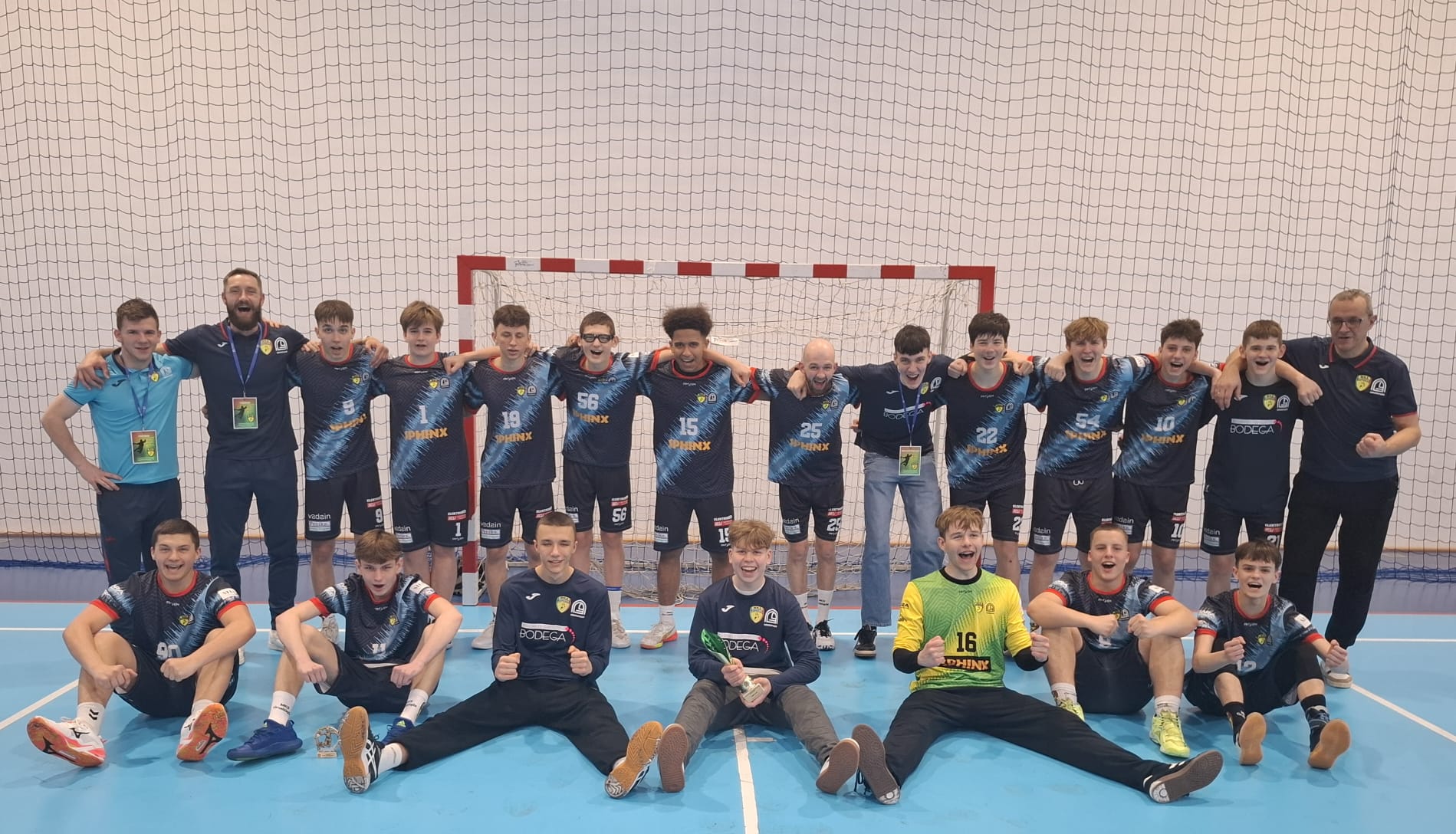 Juniorzy młodsi z awansem!